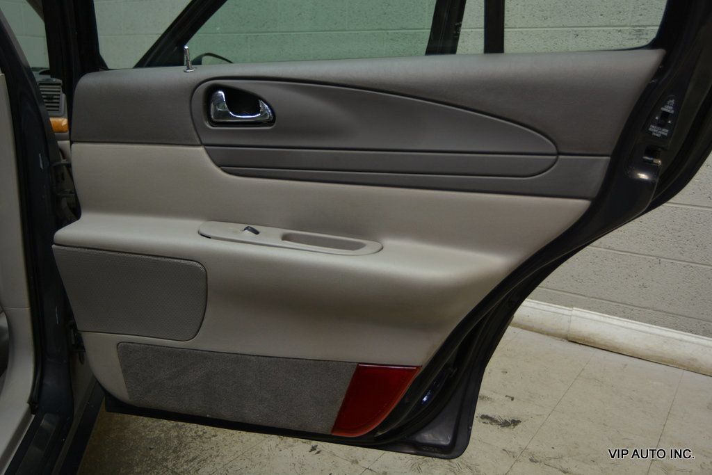 Used 1998 Lincoln Continental FWD image 10