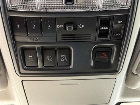 Used 2022 Toyota 4Runner Limited image 28