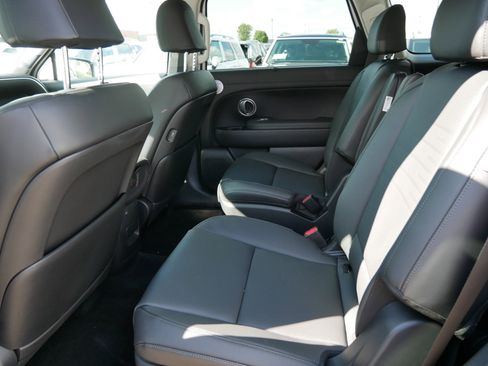 New 2026 Hyundai Palisade Limited image 3