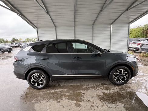 Certified 2025 Kia Sportage LX image 9