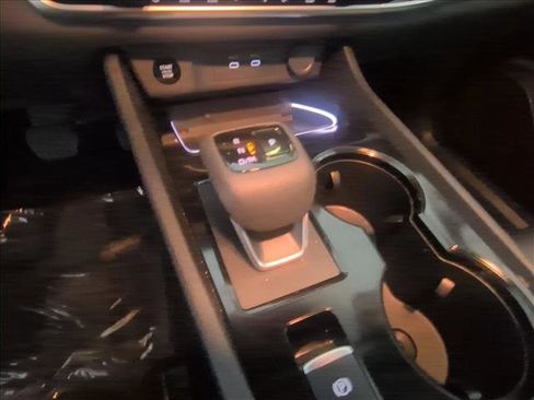 Used 2025 Nissan Rogue SL w/ Tech Package image 12