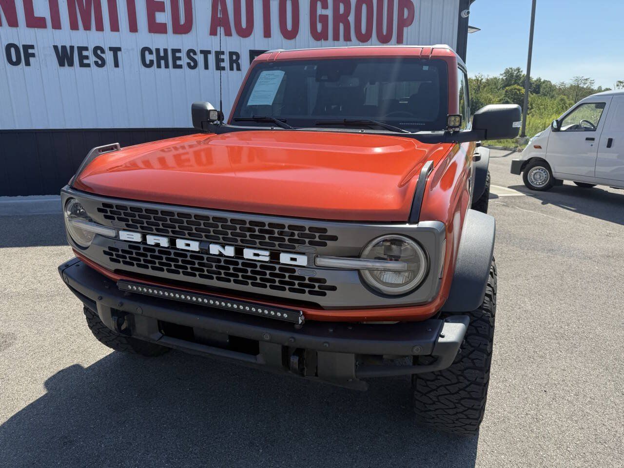 Used 2023 Ford Bronco Badlands AWD/4WD image 2