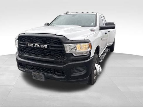 Used 2019 RAM 3500 Tradesman AWD/4WD image 2