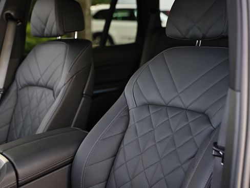 Certified 2024 BMW X5 M60i AWD/4WD image 22