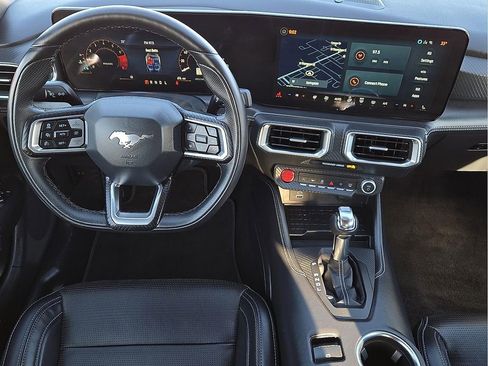 Used 2024 Ford Mustang Premium image 10