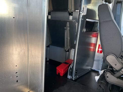 Used 2024 RAM ProMaster 3500 w/ Delivery Van Package image 26