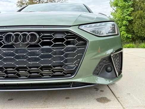 Used 2023 Audi S4 Premium Plus w/ Premium Plus Package AWD/4WD image 4
