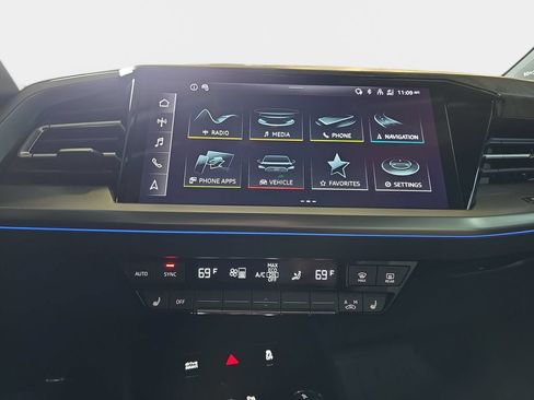 Certified 2023 Audi Q4 e-tron Premium Plus w/ Premium Plus AWD/4WD image 21