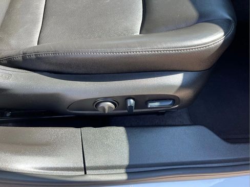 Used 2024 Chevrolet Malibu LT FWD image 33