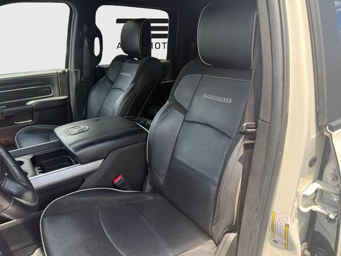 Used 2023 RAM 2500 Laramie w/ Night Edition AWD/4WD image 27