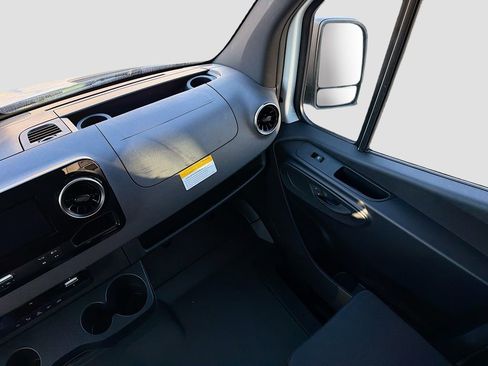 New 2026 Mercedes-Benz Sprinter 2500 image 22