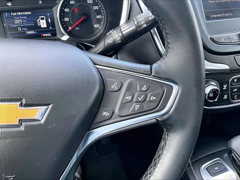 Used 2024 Chevrolet Equinox LT image 24