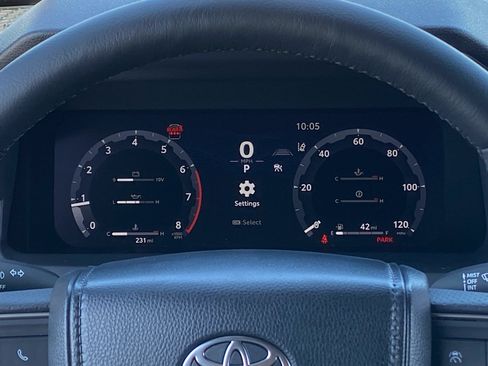 Certified 2026 Toyota 4Runner TRD Off-Road Premium AWD/4WD image 19