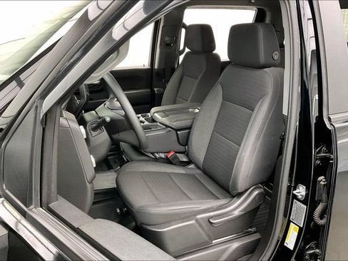 Certified 2024 GMC Sierra 2500 Pro w/ Convenience Package AWD/4WD image 8
