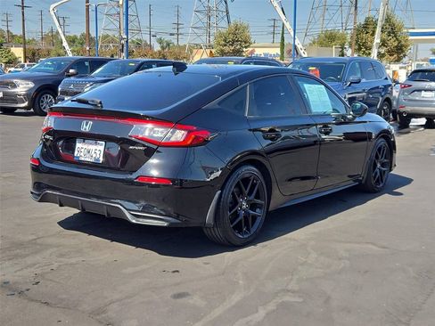 Used 2023 Honda Civic Sport image 28