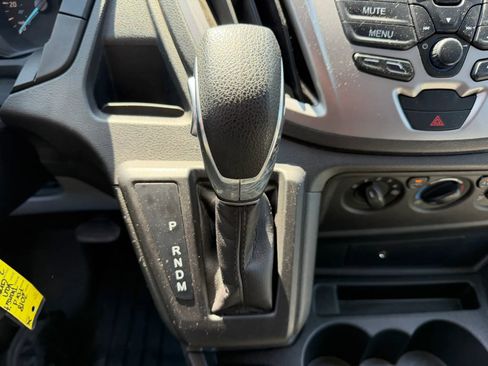 Used 2018 Ford Transit 350 XLT RWD image 26