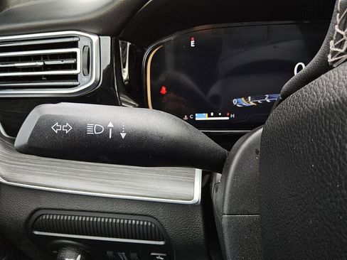 Used 2023 Jeep Wagoneer L Series II w/ Premium Group I image 27