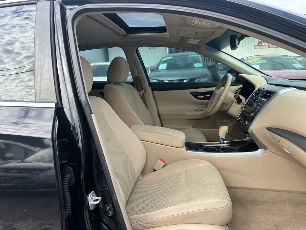 Used 2014 Nissan Altima 2.5 SV w/ Convenience Package FWD image 13