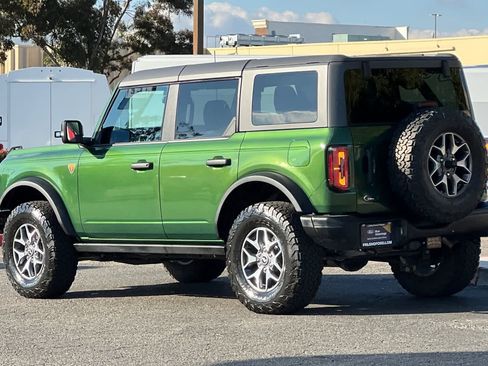 Certified 2024 Ford Bronco Badlands image 7