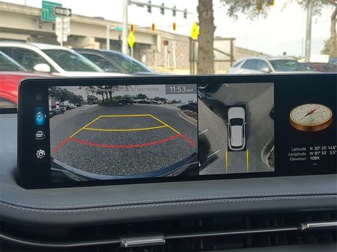 Used 2025 Genesis GV70 3.5T Sport w/ Sport Advanced Package image 21