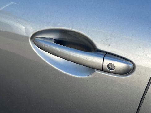 Used 2012 MAZDA MAZDA3 i Grand Touring w/ Tech Pkg image 19