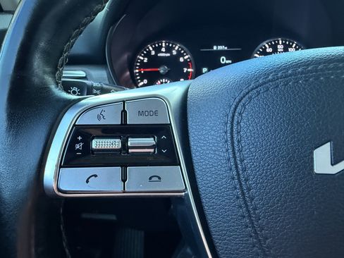 Certified 2022 Kia Telluride EX w/ EX Premium Package image 32