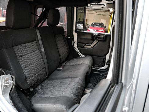 Used 2011 Jeep Wrangler Unlimited Sport image 29