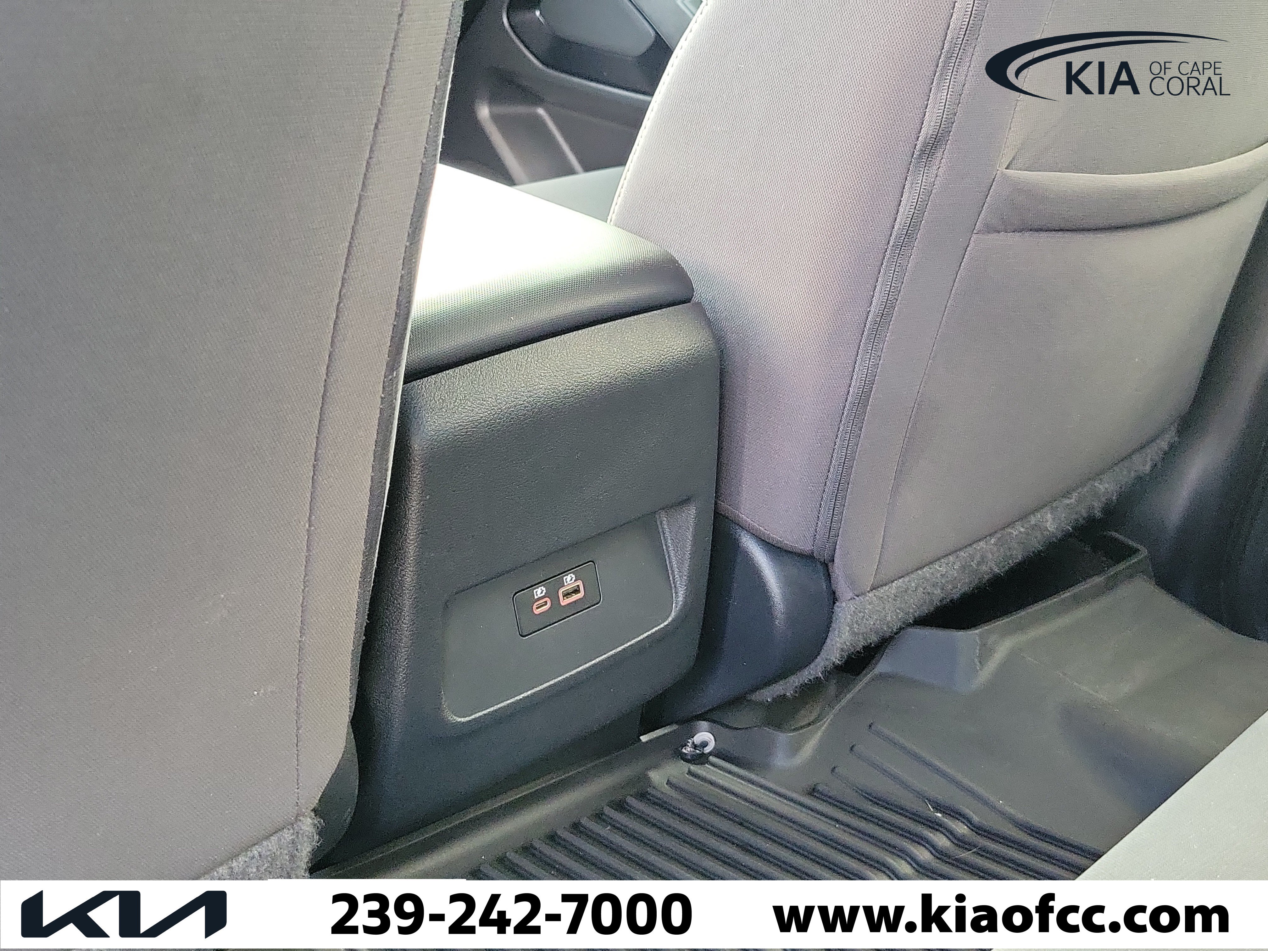 Used 2023 Nissan Frontier SV w/ Midnight Edition Package AWD/4WD image 13