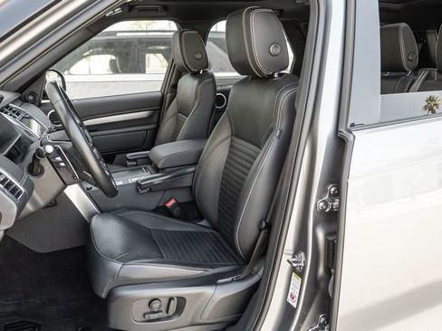 Used 2023 Land Rover Discovery S R-Dynamic AWD/4WD image 13