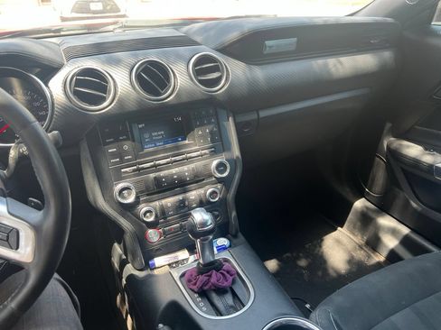 Used 2018 Ford Mustang Coupe w/ Black Accent Pkg RWD image 10