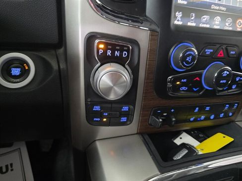 Used 2017 RAM 1500 Laramie w/ Convenience Group AWD/4WD image 40