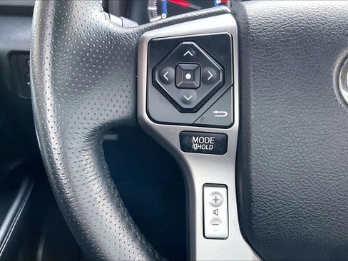 Used 2019 Toyota 4Runner SR5 image 10