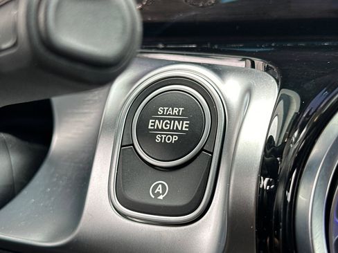 New 2025 Mercedes-Benz GLB 35 AMG 4MATIC image 28
