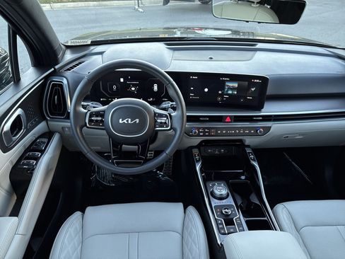 Used 2025 Kia Sorento SX Prestige image 20