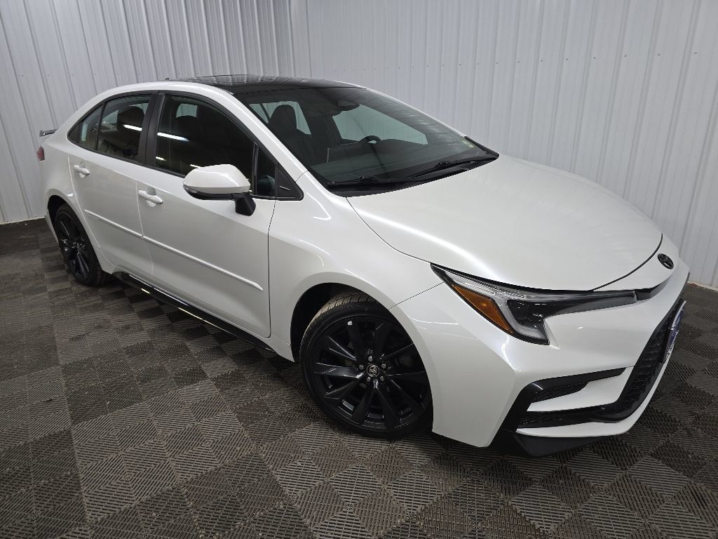 Used 2023 Toyota Corolla XSE FWD image 7