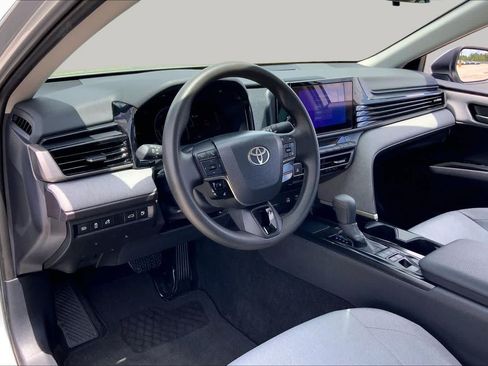 Used 2026 Toyota Camry LE FWD image 17