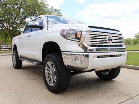 Used 2014 Toyota Tundra Limited image 5