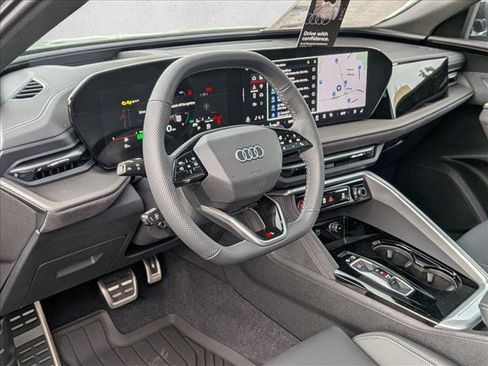 New 2025 Audi SQ5 Premium Plus image 3