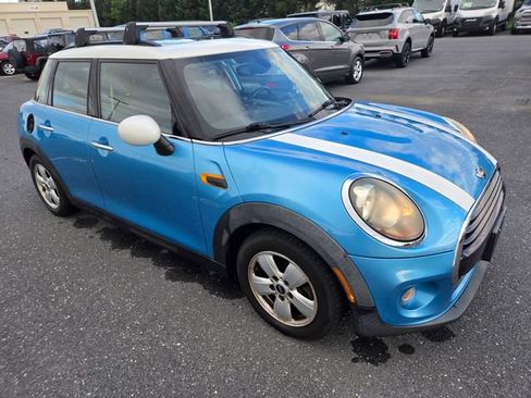 Used 2016 MINI Cooper 4-Door Hardtop FWD image 18