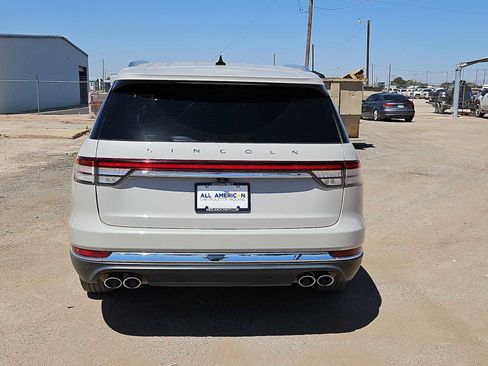 Used 2023 Lincoln Aviator Reserve w/ Elements Package Plus RWD image 7