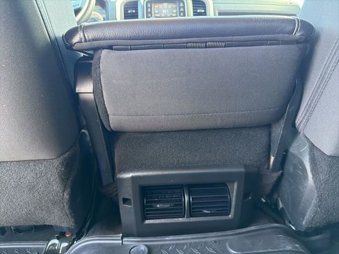 Used 2018 RAM 1500 Express w/ Express Value Package image 31