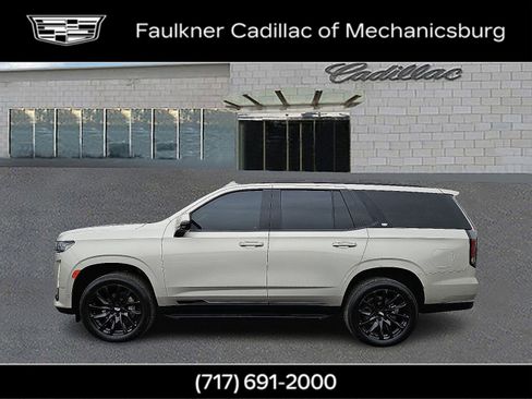 Used 2024 Cadillac Escalade Sport Platinum w/ LPO, ONYX Package image 7