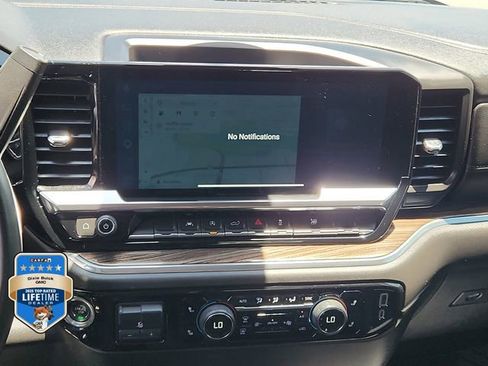 Certified 2025 Chevrolet Silverado 1500 LT AWD/4WD image 26
