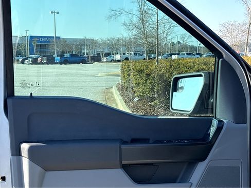 Used 2022 Ford F150 XL w/ Trailer Tow Package image 14