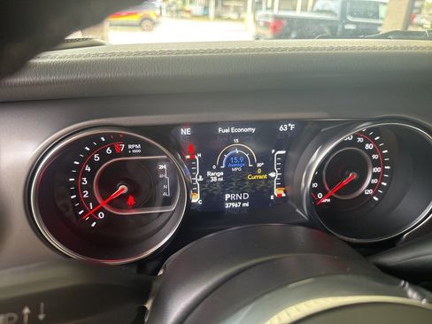 Used 2022 Jeep Wrangler Unlimited Rubicon w/ Steel Bumper Group image 12