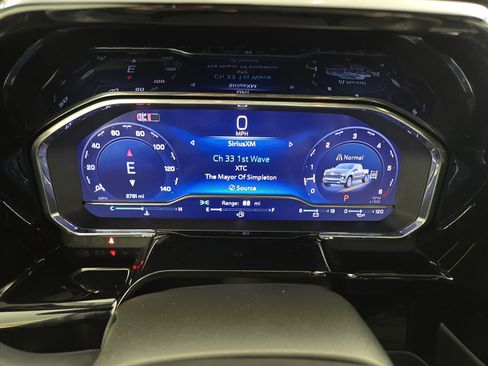 Certified 2025 Chevrolet Silverado 1500 LTZ w/ LTZ Premium Package image 17