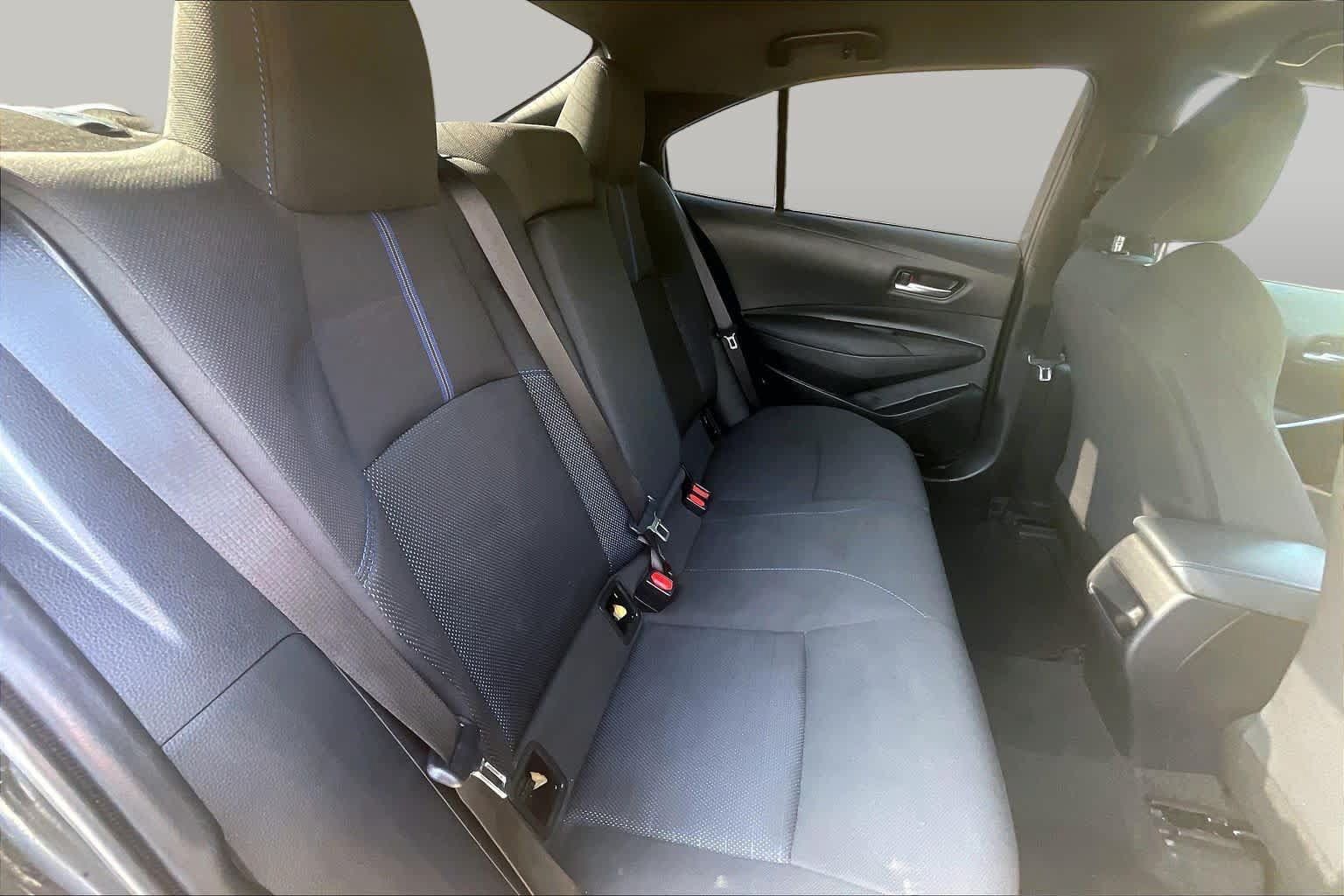 Used 2022 Toyota Corolla SE FWD image 19