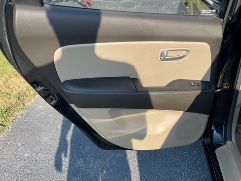 Used 2007 Hyundai Elantra GLS FWD image 15