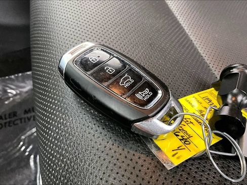 Used 2020 Hyundai Elantra GT N Line FWD image 11