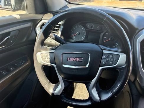 Used 2018 GMC Acadia SLE AWD/4WD image 9